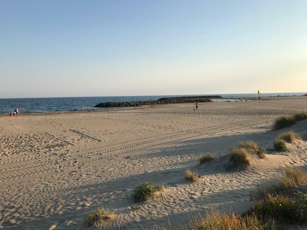 Quartier Naturiste Colline 4 Agde Bagian luar foto